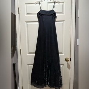 Night Way Collections Black with Silver accent Spaghetti Strap formal dress sz 4